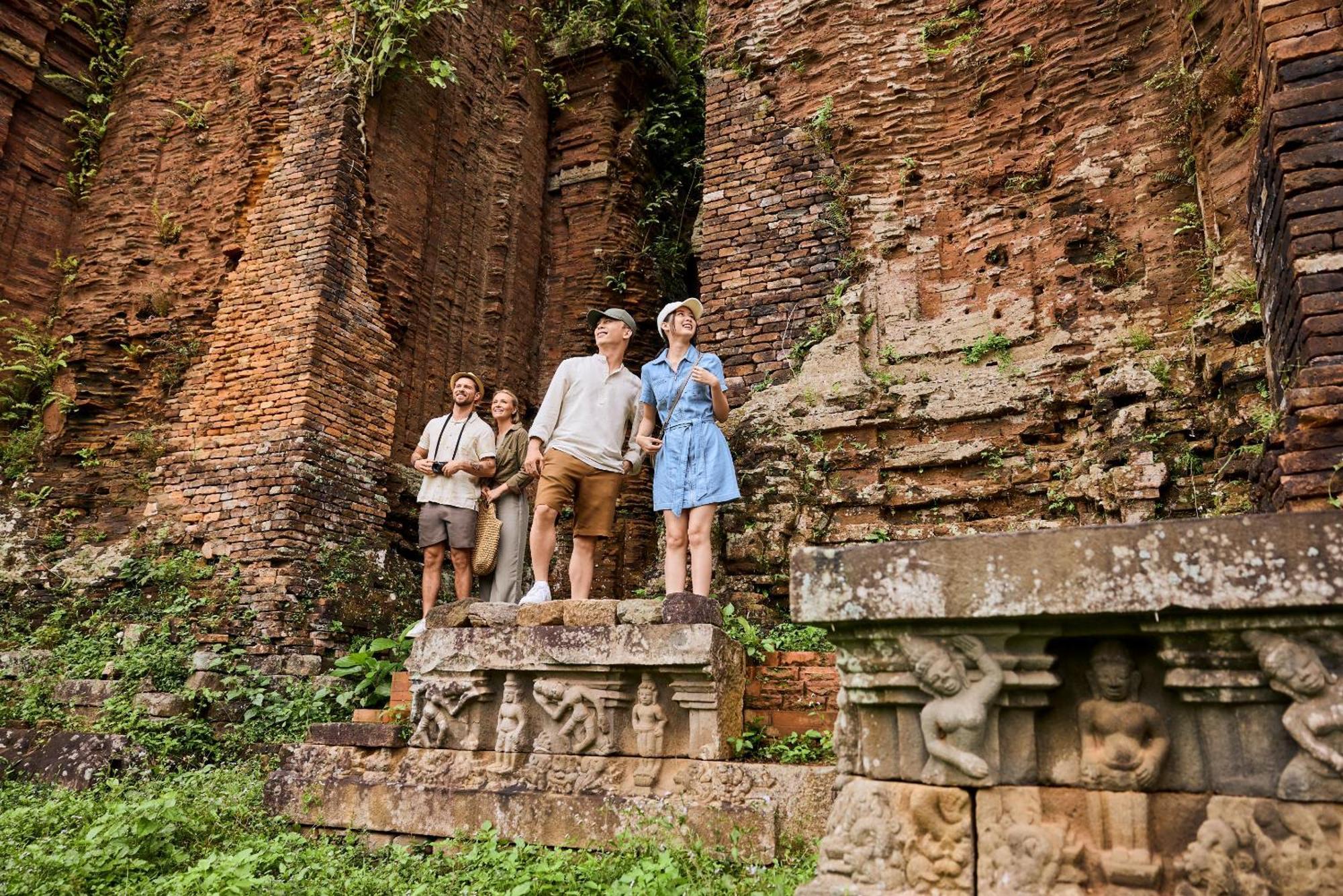ホテル Robinson Nam Hoi An タムキー エクステリア 写真